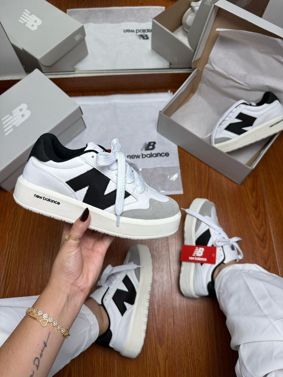 NEW BALANCE 9060 CAFE