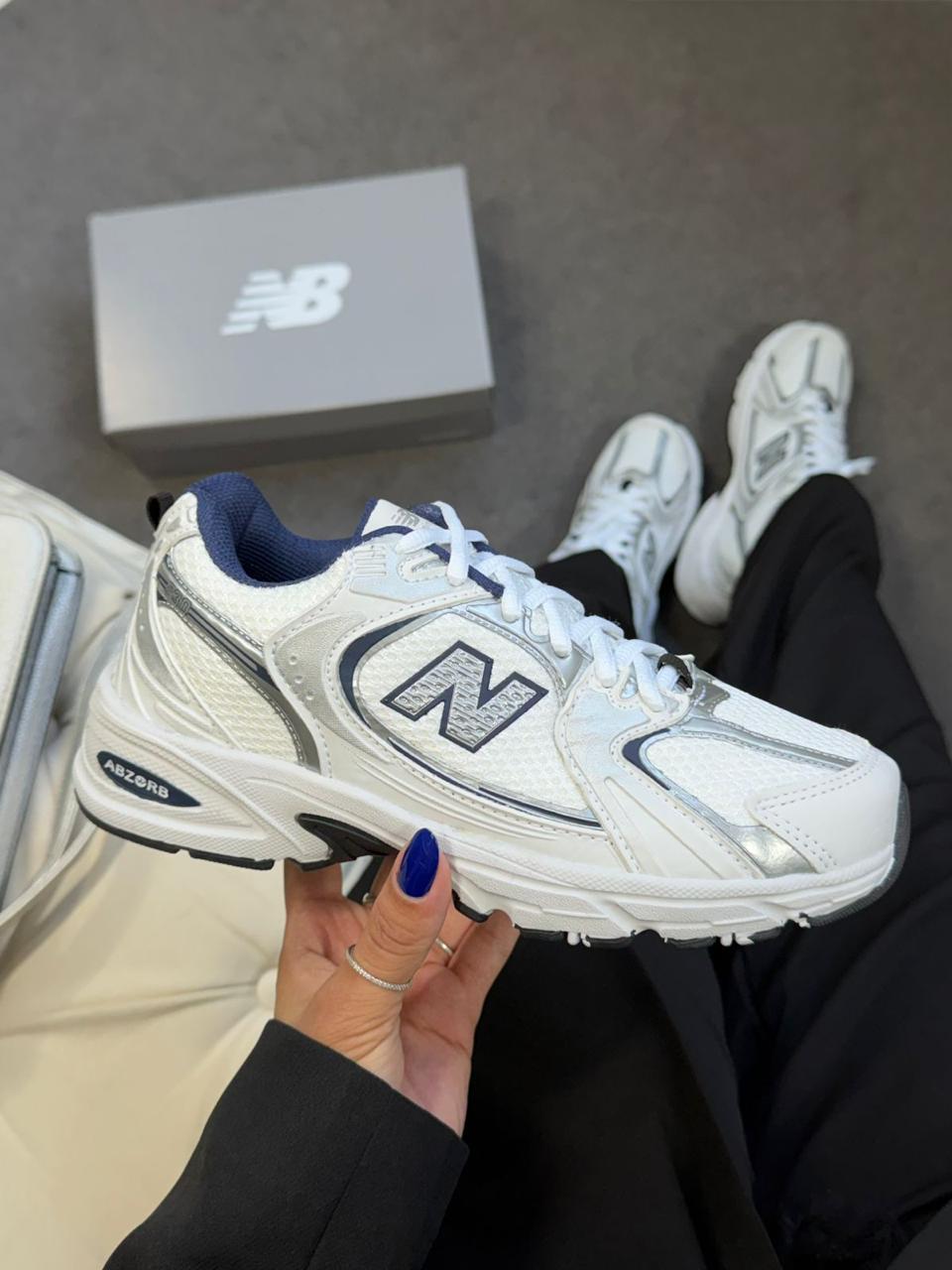 NEW BALANCE 9060 BRANCO/ROSA