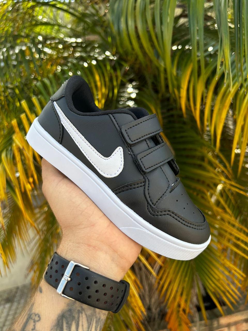 NIKE VELCRO INFANTIL PRETO/BRANCO