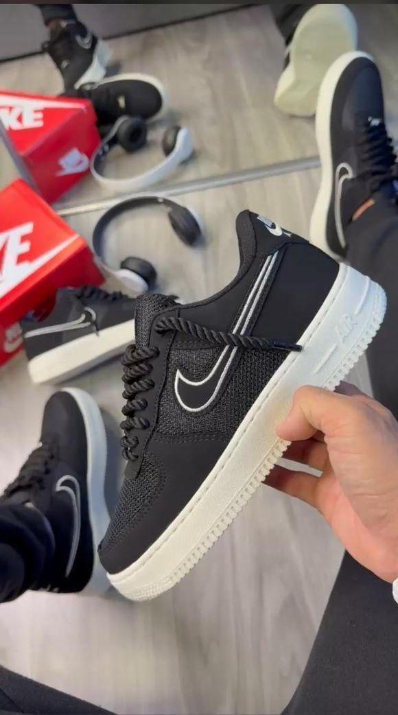 NIKE AIR MAX PRETO/PRETO preview 1