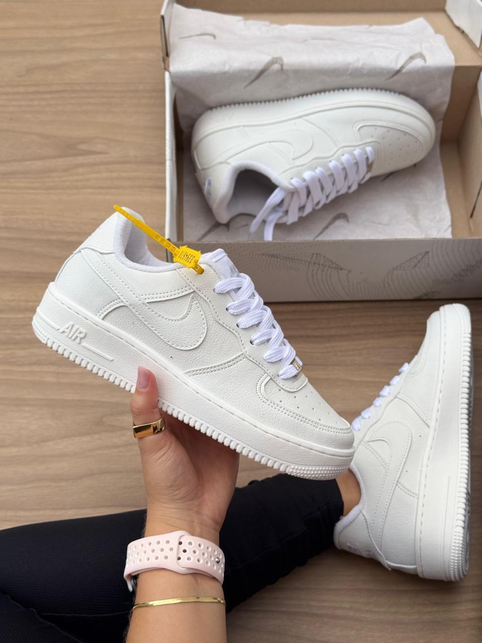 AIR FORCE INFANTIL BRANCO/LILAS preview 1