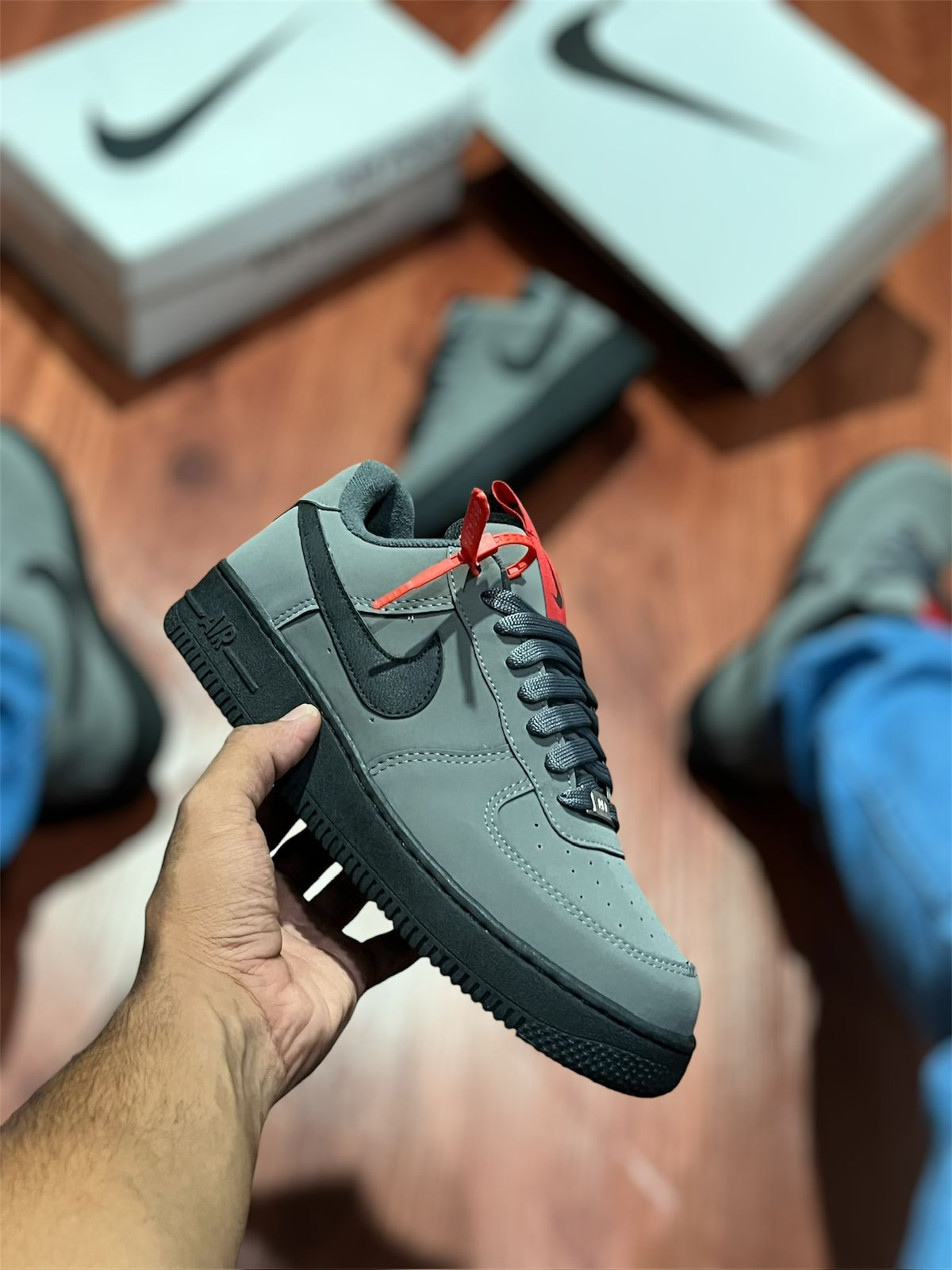 NIKE AIR FORCE GRAFITE preview 1