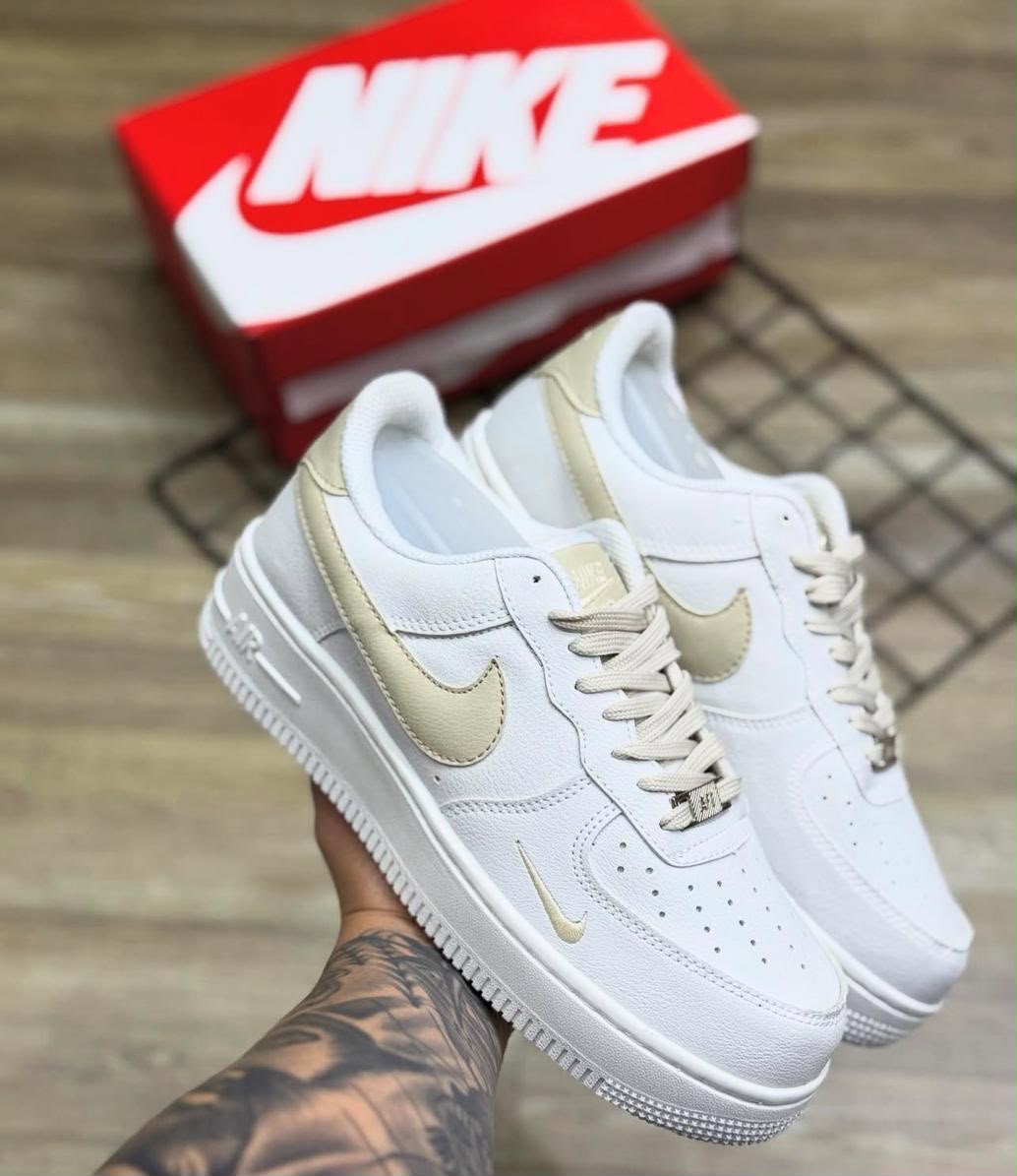 AIR FORCE PREMIUM BRANCO/BEGE