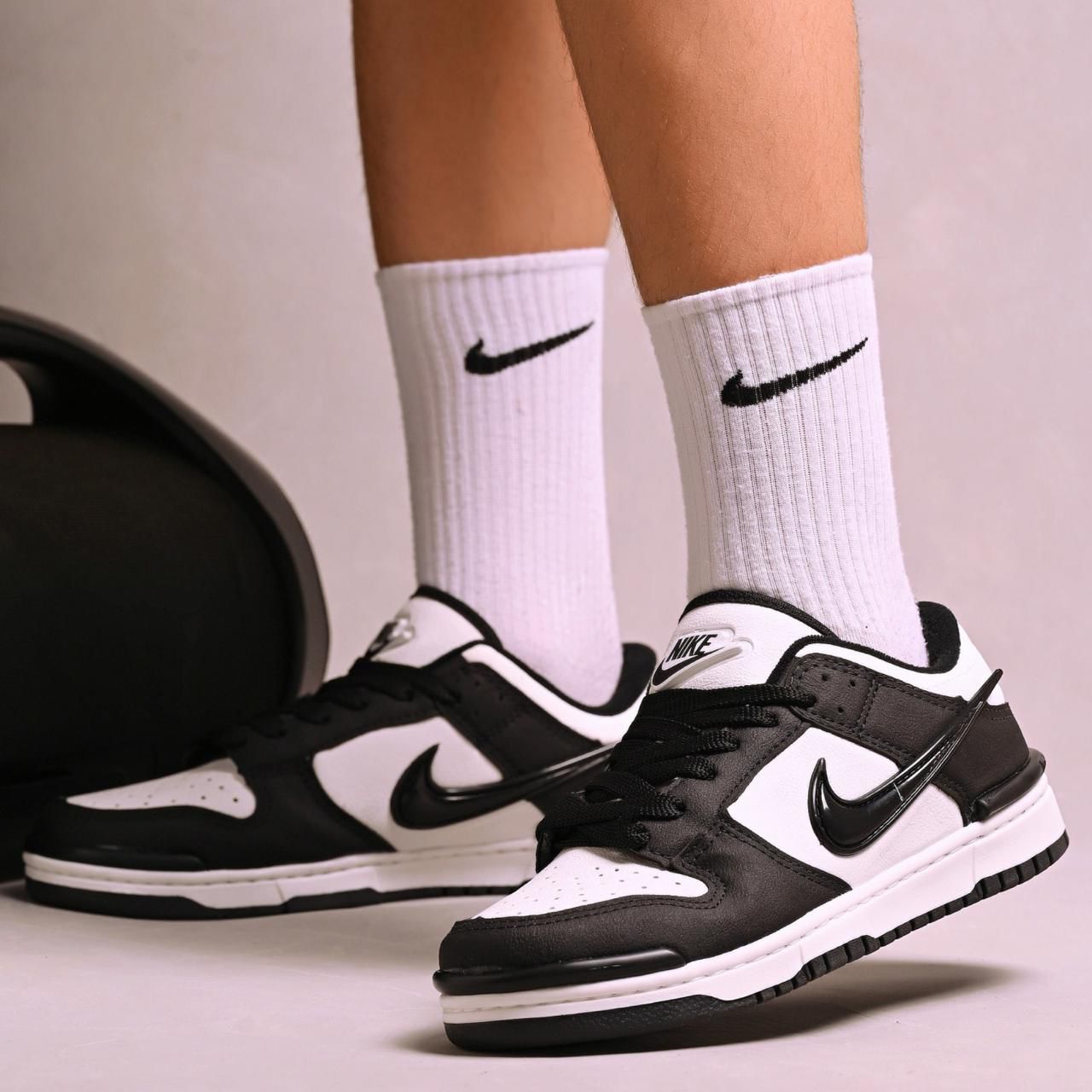 NIKE DUNK PREMIUM PRETO/LATEX