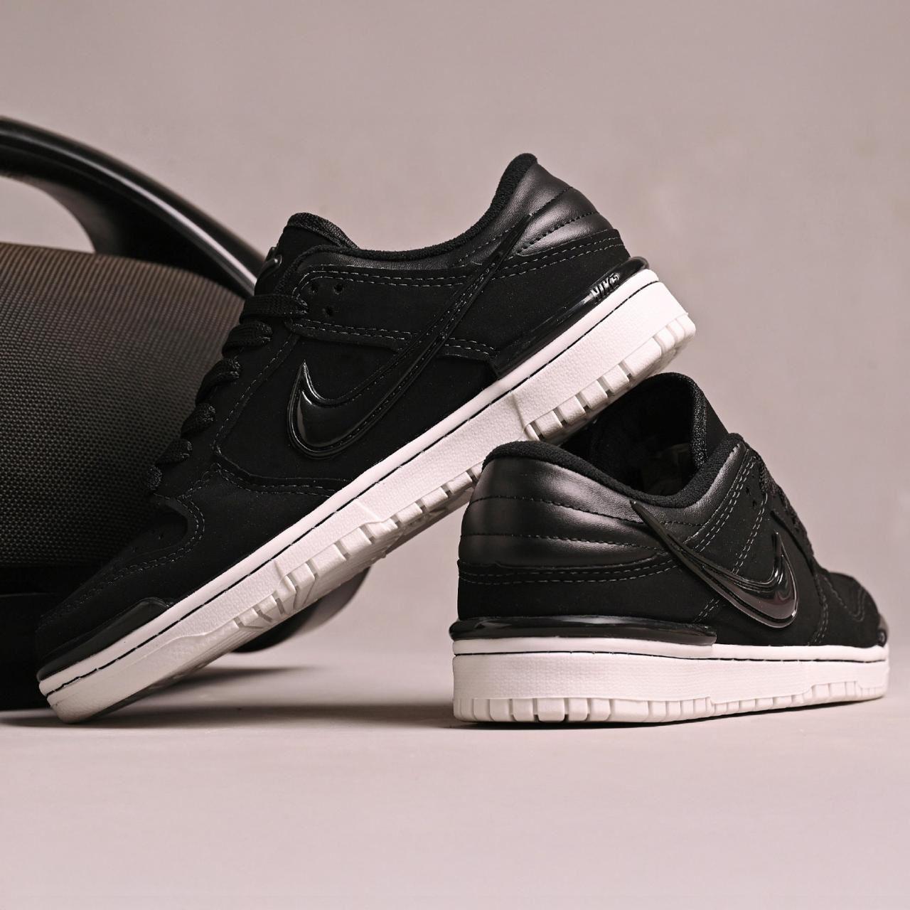 NIKE DUNK TWISTE PRETO/NOBUCK