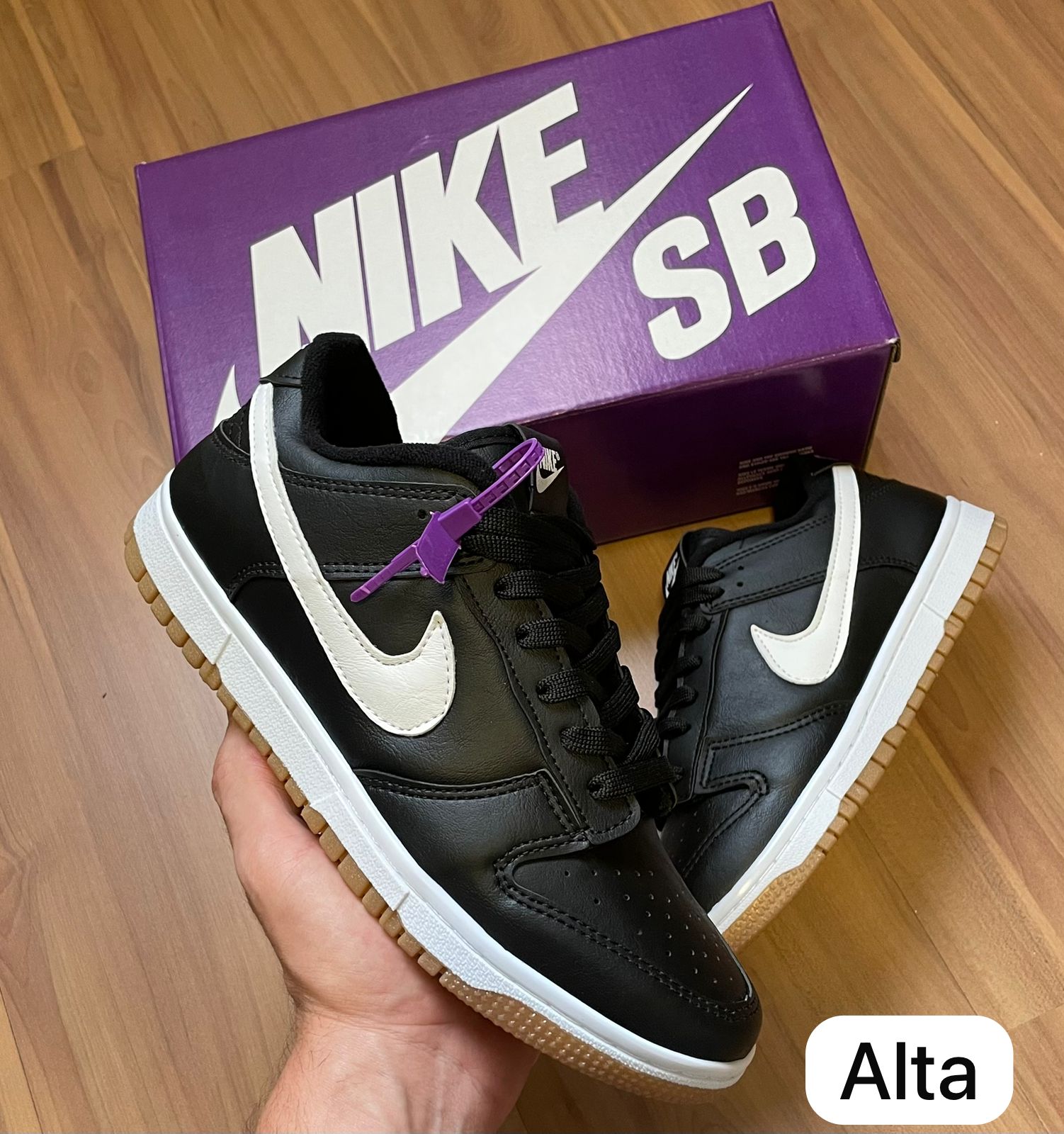 NIKE DUNK PRETO/LATEX