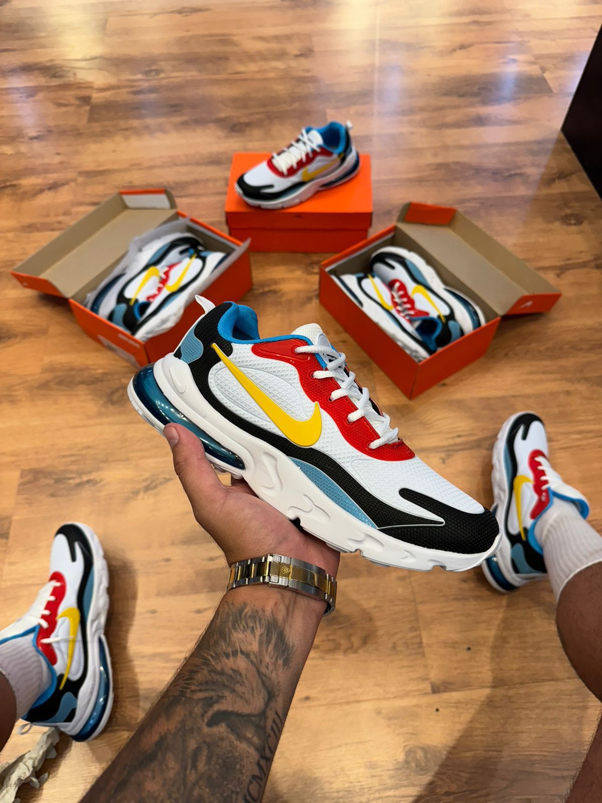 NIKE REACT TRICOLOR