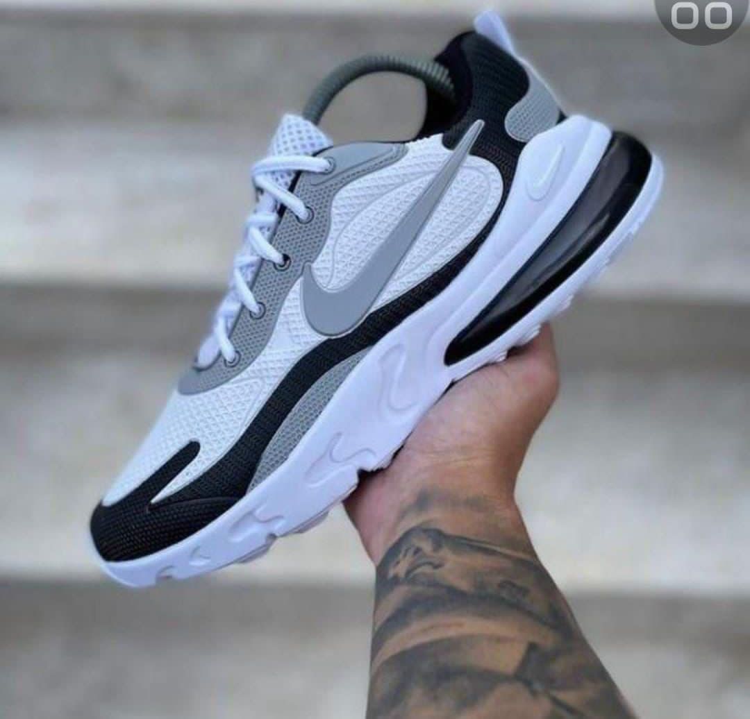NIKE REACT PRETO/CINZA