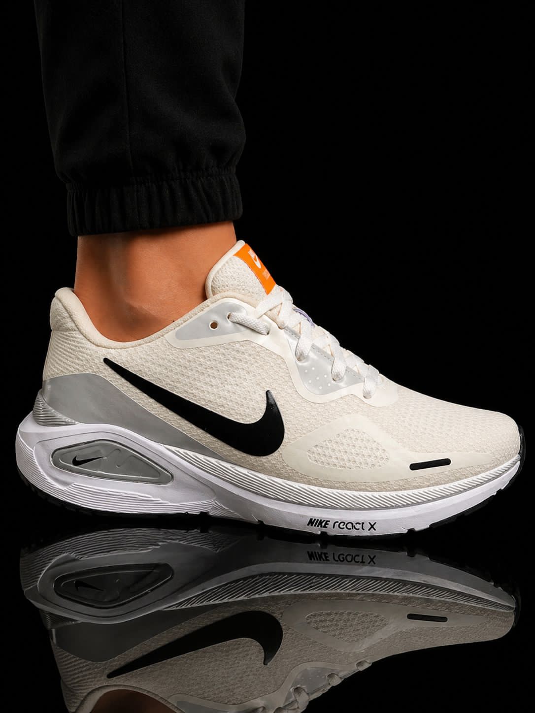 NIKE STRUCTURE BRANCO/PRETO