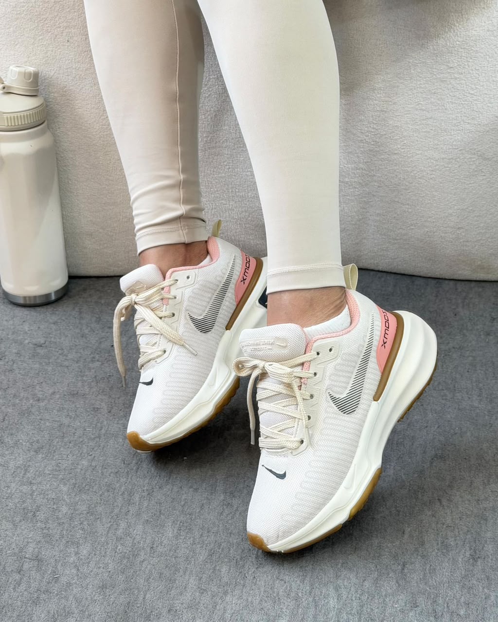 NIKE ZOOMX OFF/GOIABA