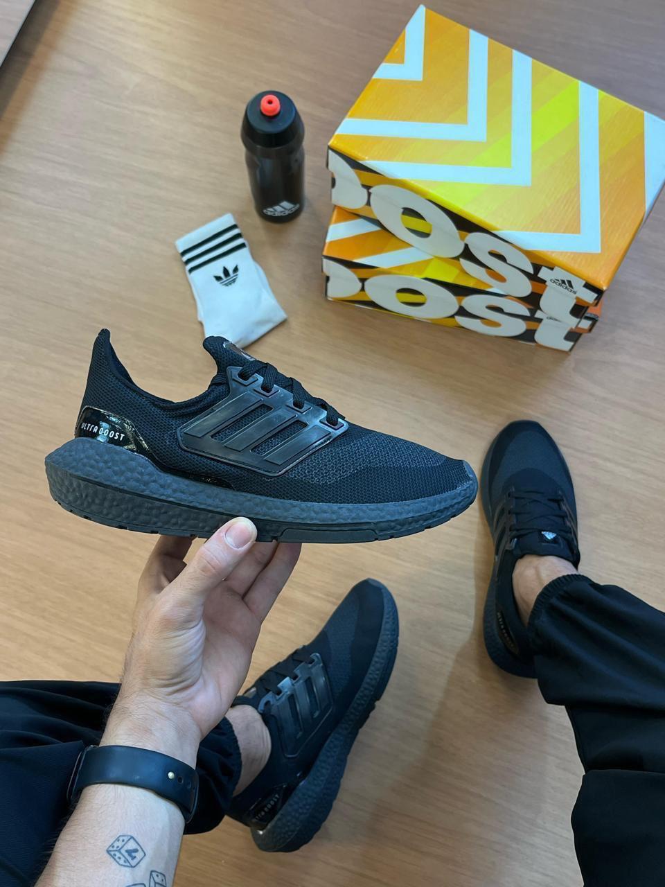 ADIDAS ULTRABOOST PRETO/VERDE preview 1