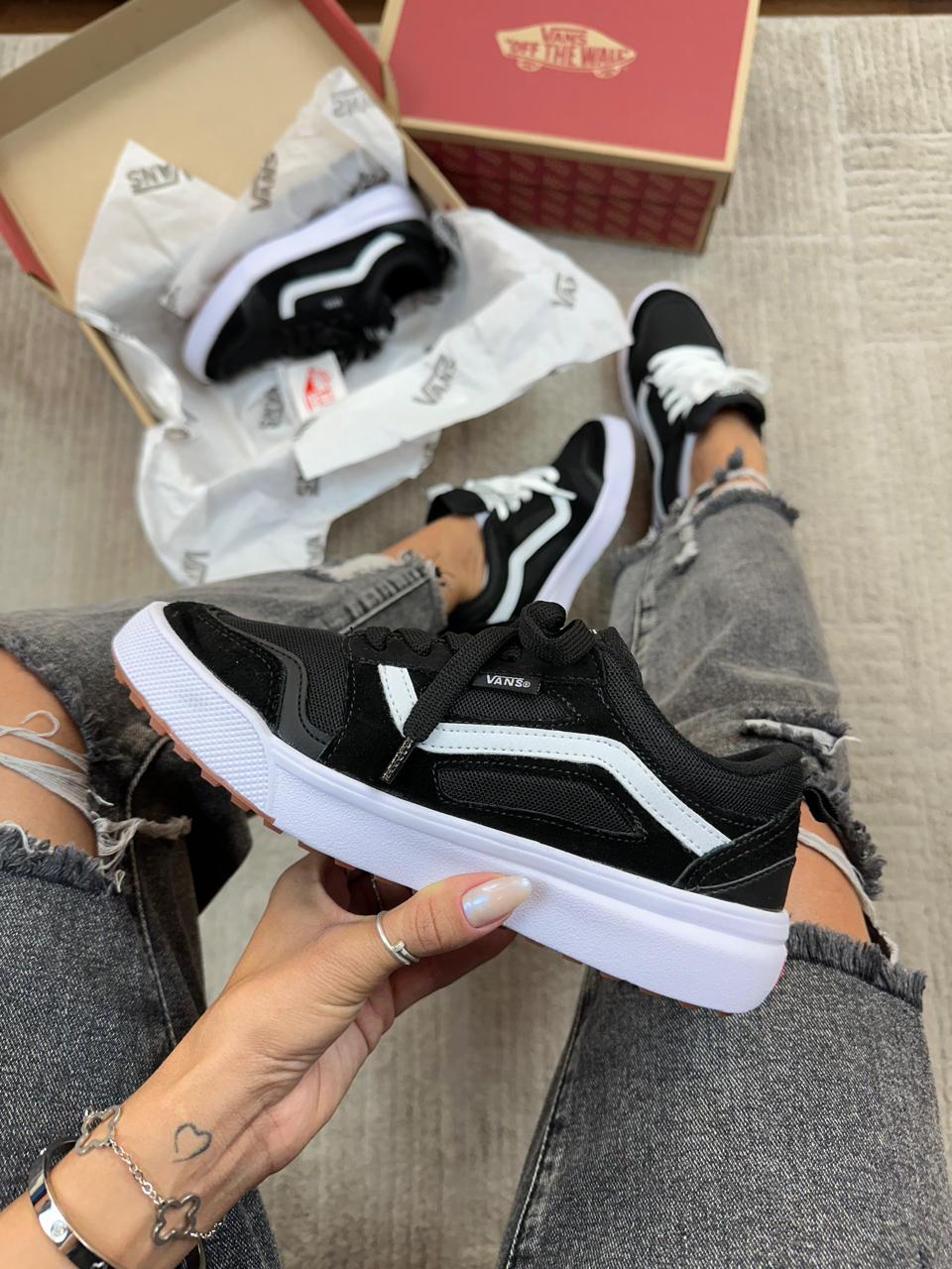 VANS ULTRARAGE 3D PRETO/BRANCO