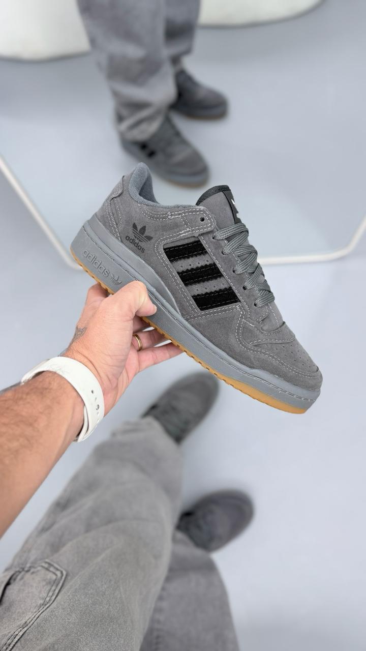ADIDAS FORUM GRAFITE preview 1