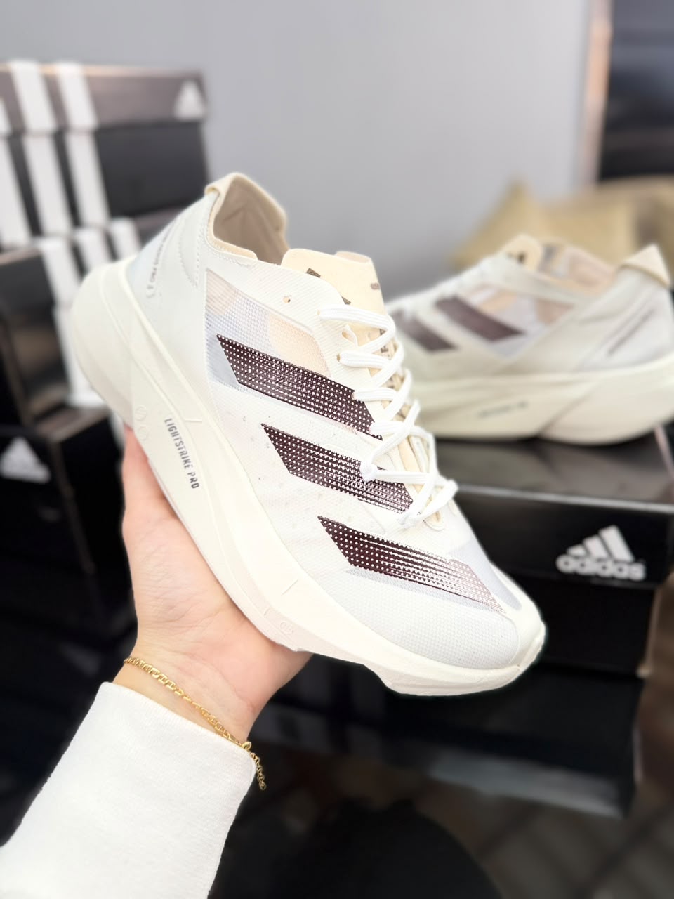 ADIDAS FORUM CAFE preview 1