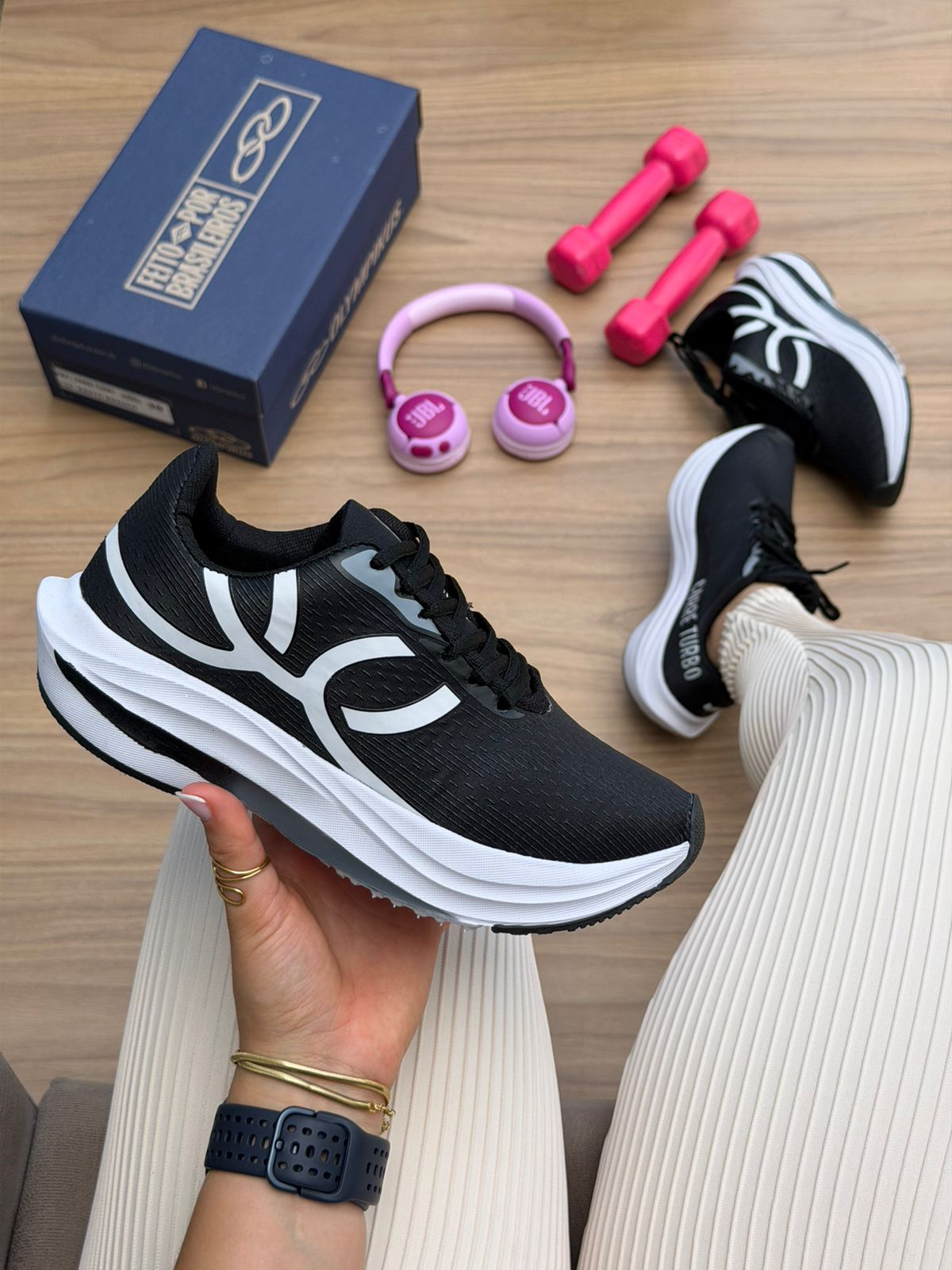 OLYMPIKUS CORRE TURBO PRETO/BRANCO