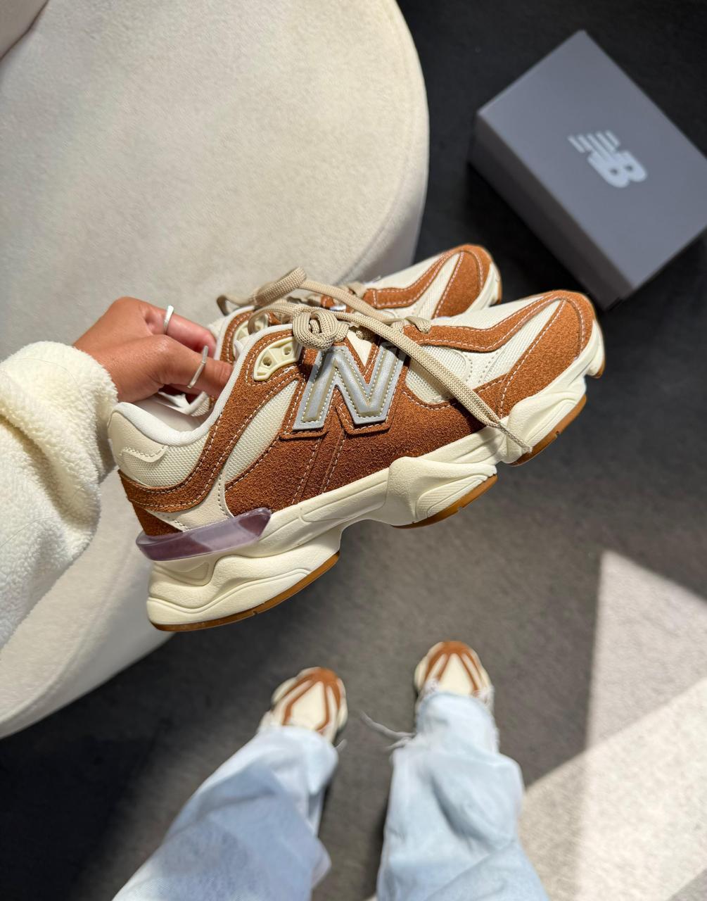 NEW BALANCE 9060 LUXO MARROM LUREX