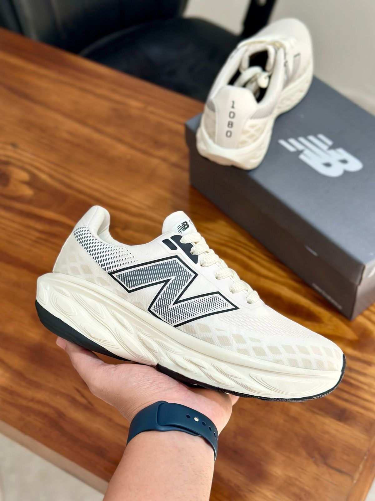 NEW BALANCE 1080 OFF/WHITE